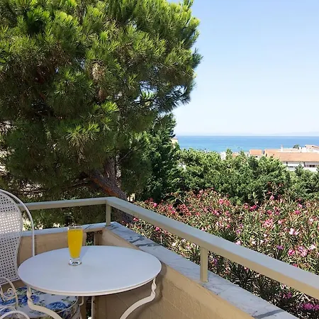 Hotel Stoupa 3*